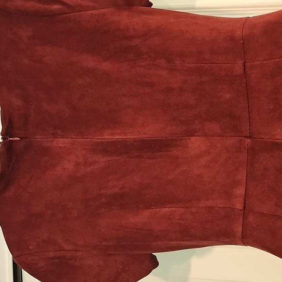 AQUA Burgundy Faux Suede Asymmetrical A-LINE Mini Dress Sz M NWOT MSRP $78 - Picture 7 of 9